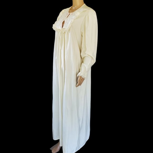 Vintage JC Penney Maxi Nightgown Women's L Pale Yellow Embroider Union Label - Picture 3 of 10